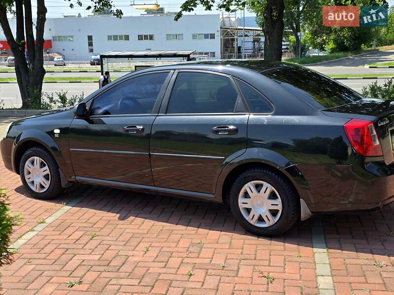 Chevrolet Lacetti (2008)