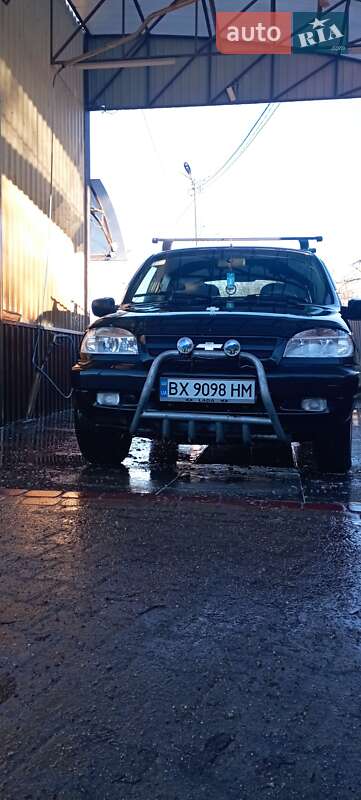Chevrolet Niva (2007)