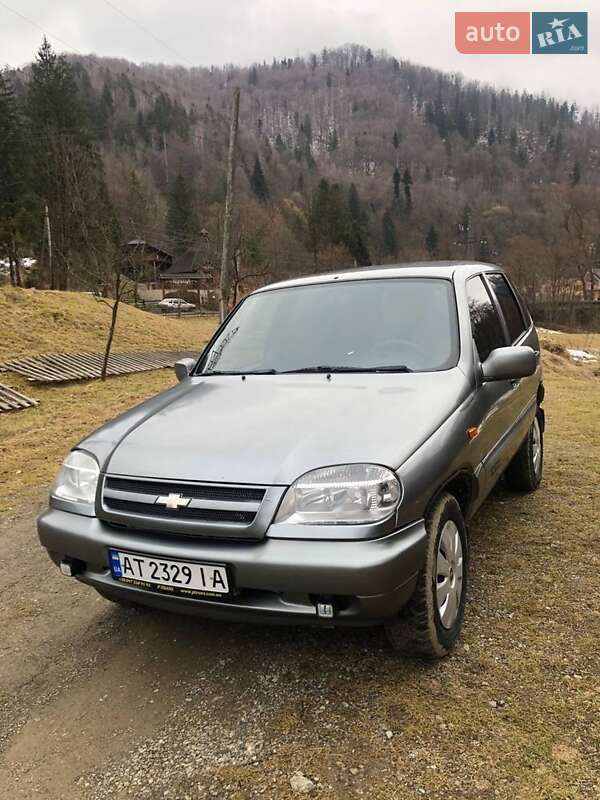 Chevrolet Niva (2007)