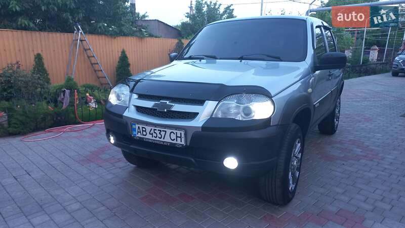 Chevrolet Niva (2015)