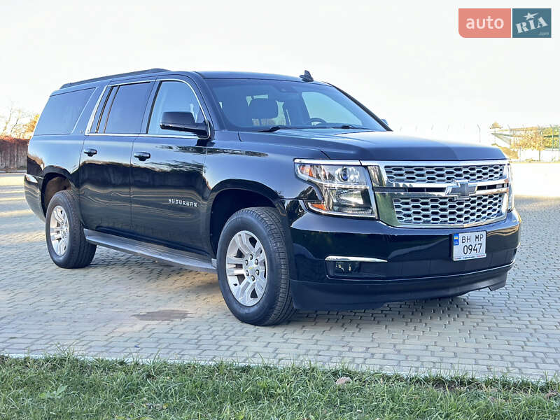 Chevrolet Suburban (2015)