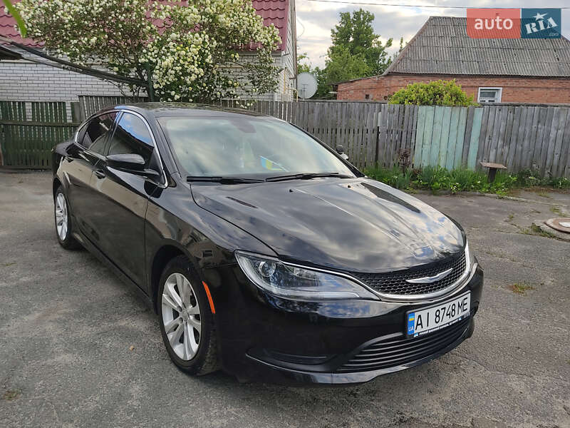 Chrysler 200 (2016)