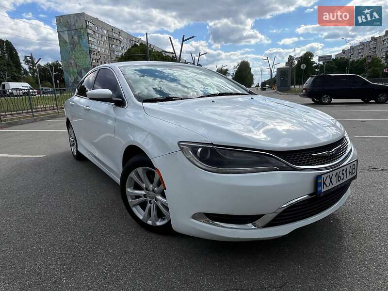 Chrysler 200 (2016)