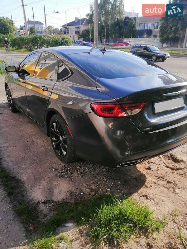 Chrysler 200 (2015)