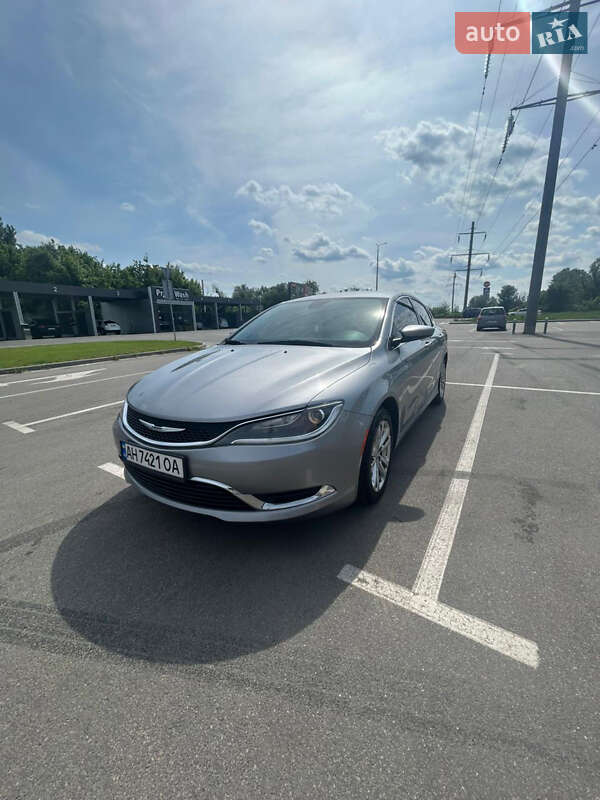 Chrysler 200 (2014)