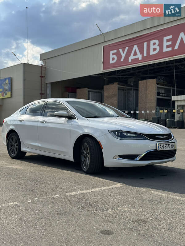 Chrysler 200 (2014)