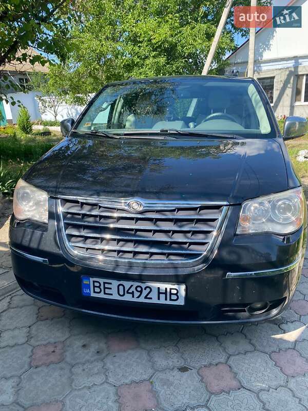 Chrysler Gr-voyager (2010)