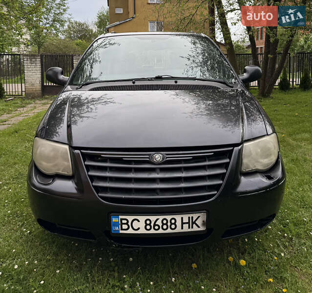 Chrysler Grand voyager (2006)