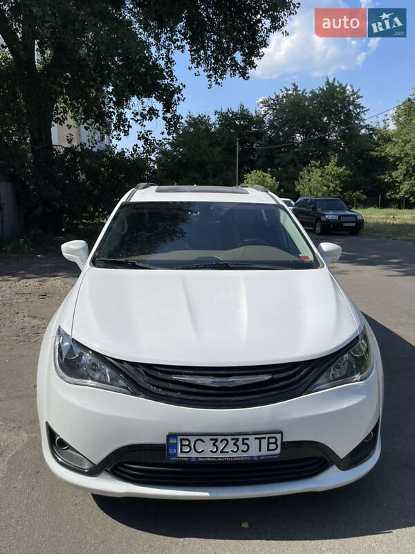 Chrysler Pacifica (2018)