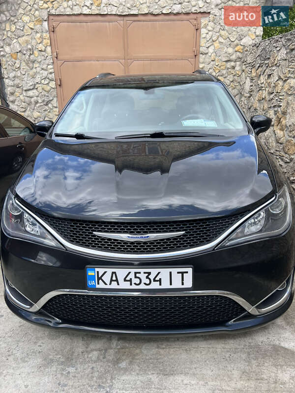 Chrysler Pacifica (2018)