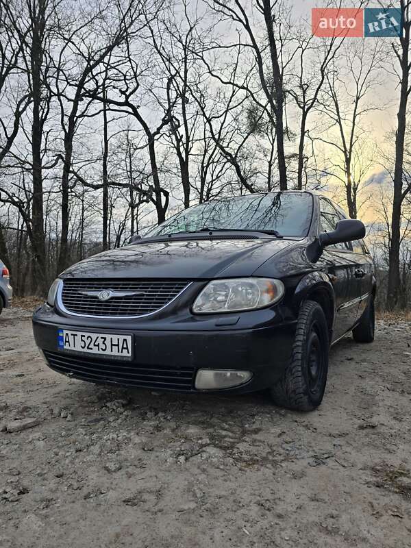 Chrysler Voyager (2003)