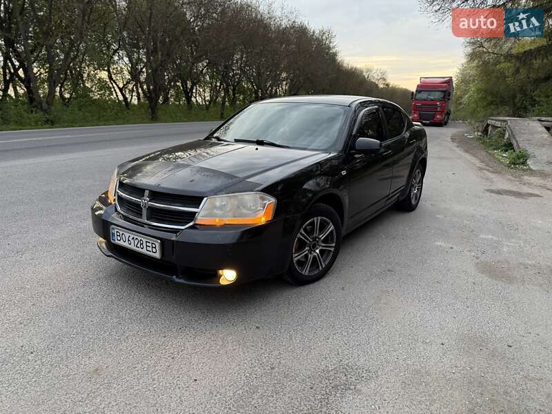 Dodge Avenger (2008)