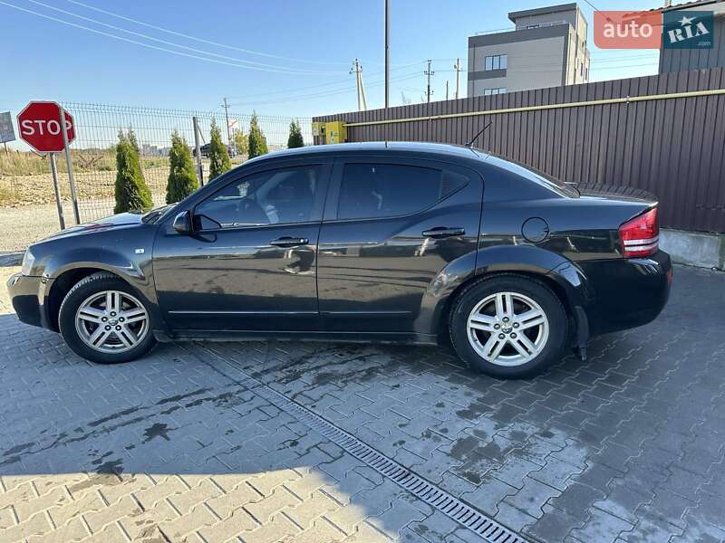 Dodge Avenger (2008)