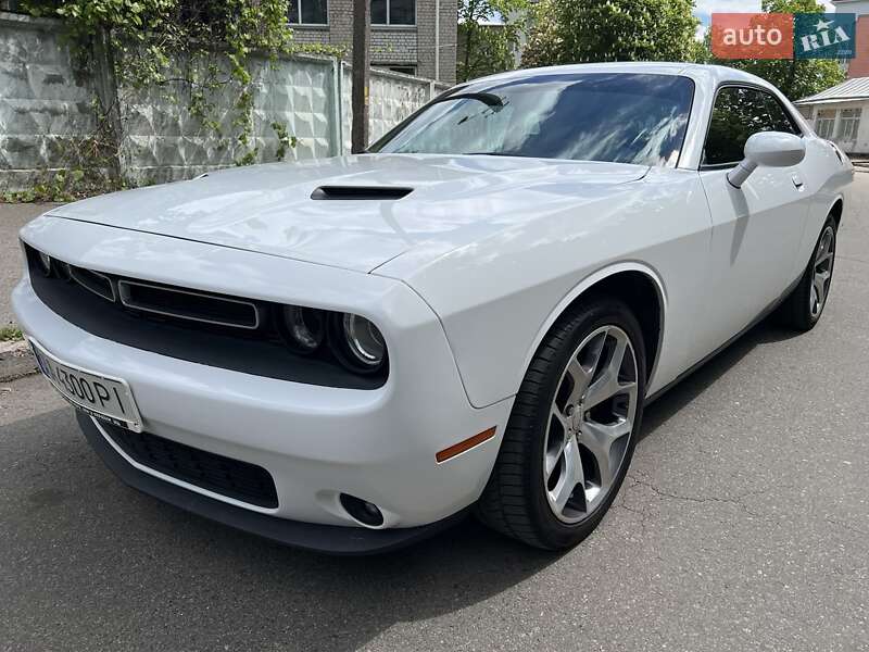 Dodge Challenger (2016)