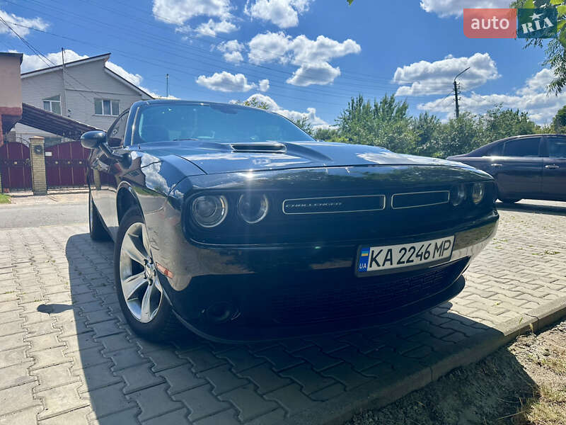 Dodge Challenger (2016)