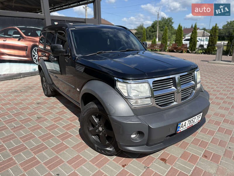 Dodge Nitro (2007)