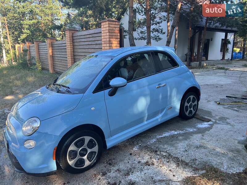 Fiat 500e (2017)