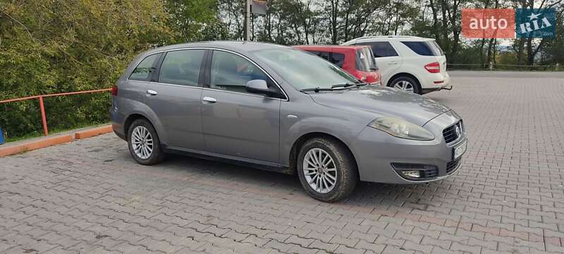 Fiat Croma (2010)