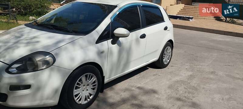 Fiat Grande punto (2012)