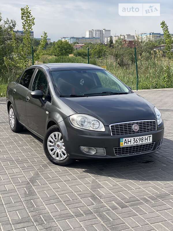Fiat Linea (2012)