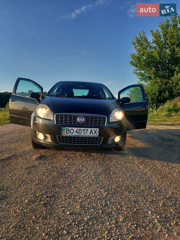 Fiat Linea (2011)