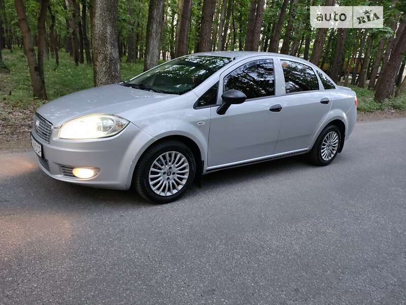 Fiat Linea (2012)