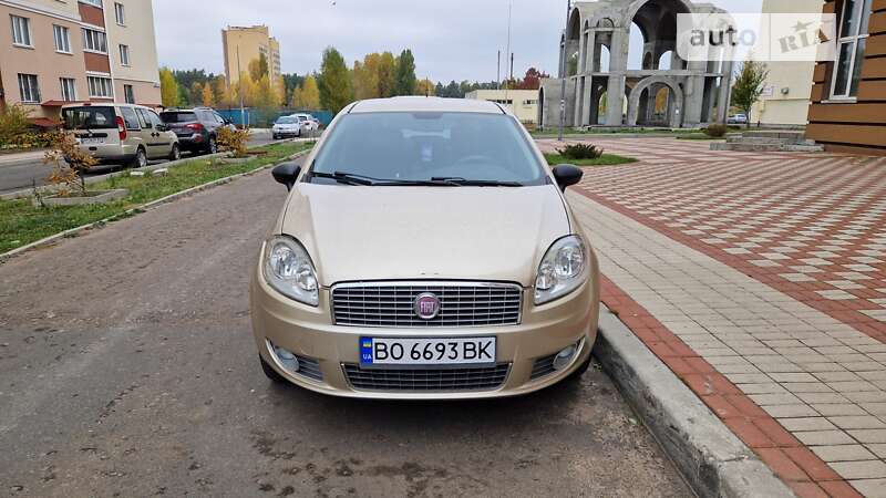 Fiat Linea (2012)