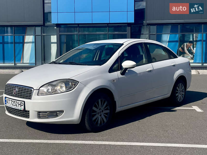 Fiat Linea (2012)