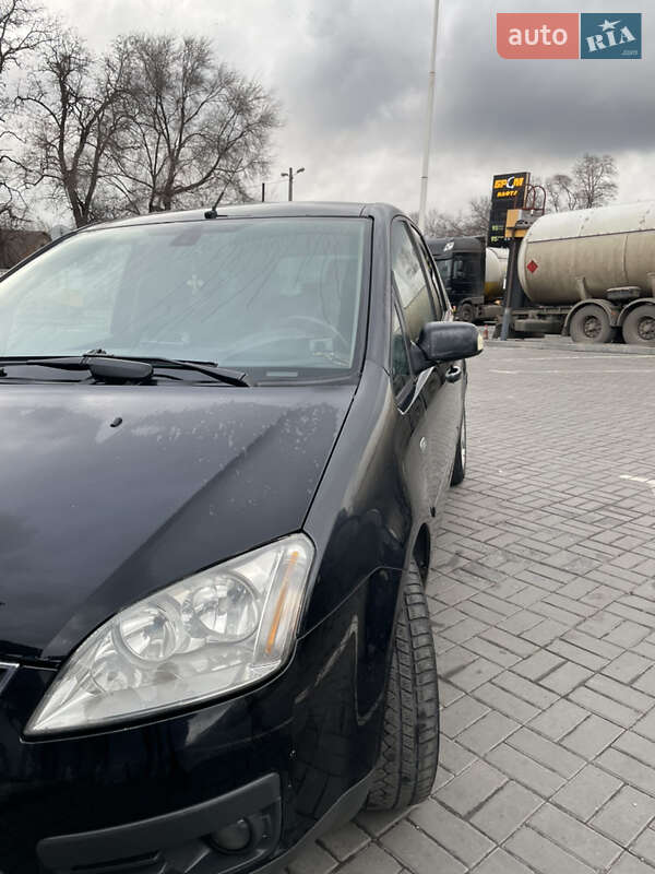 Ford C-max (2005)