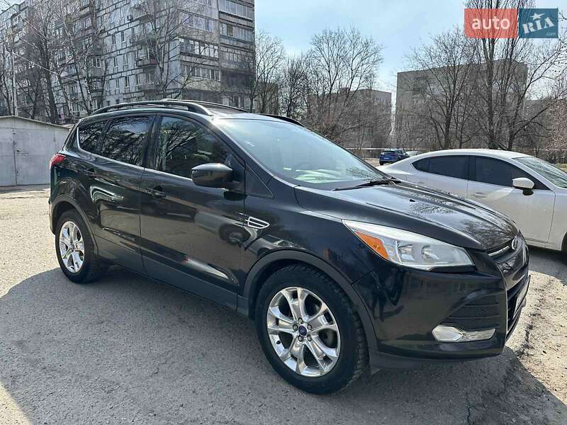 Ford Escape (2012)