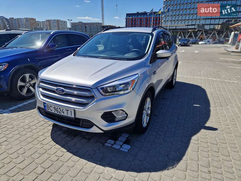 Ford Escape (2019)