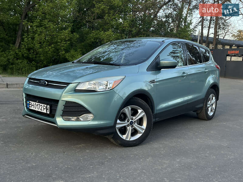 Ford Escape (2012)