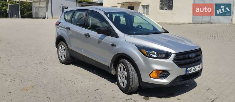 Ford Escape (2019)