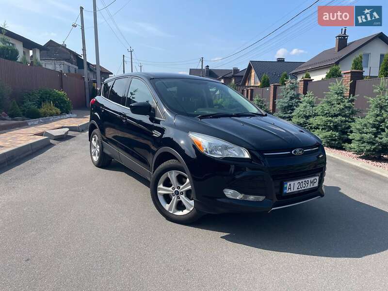 Ford Escape (2016)