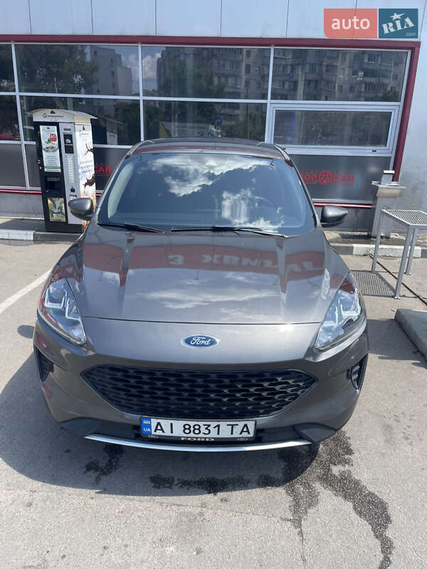 Ford Escape (2020)
