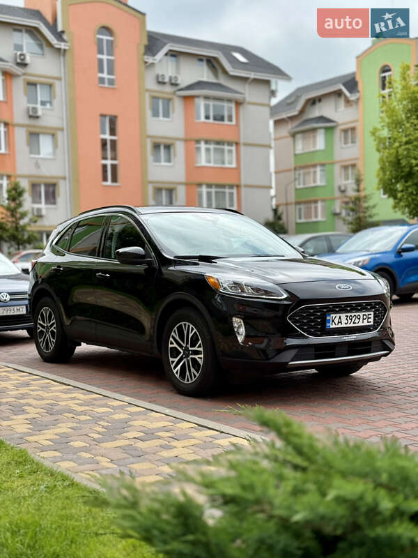 Ford Escape (2021)
