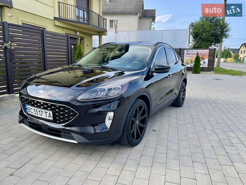 Ford Escape (2020)