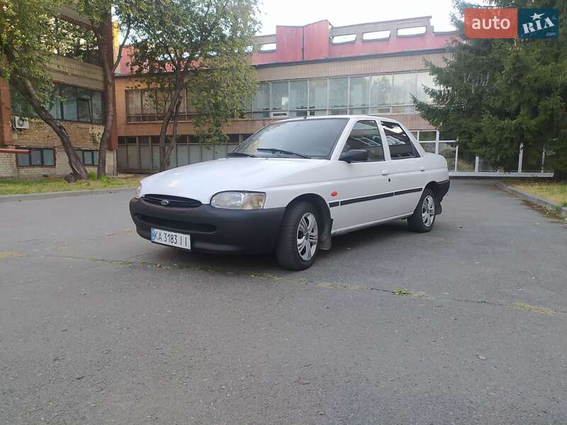 Ford Escort (1997)