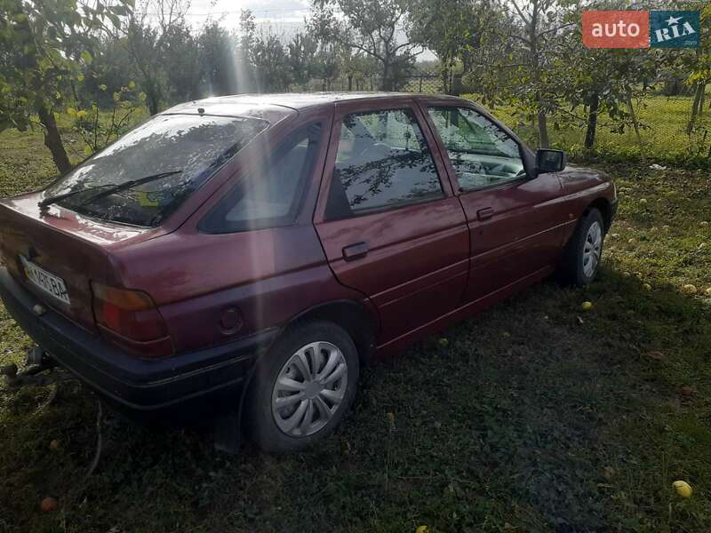 Ford Escort (1990)