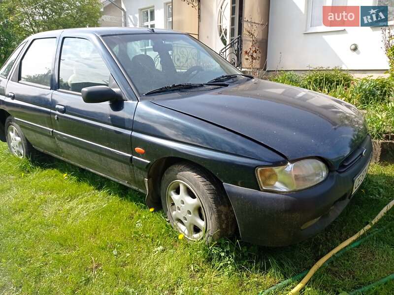 Ford Escort (1996)