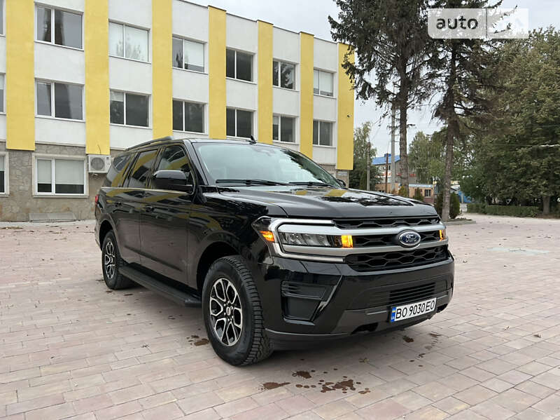 Ford Expedition (2022)