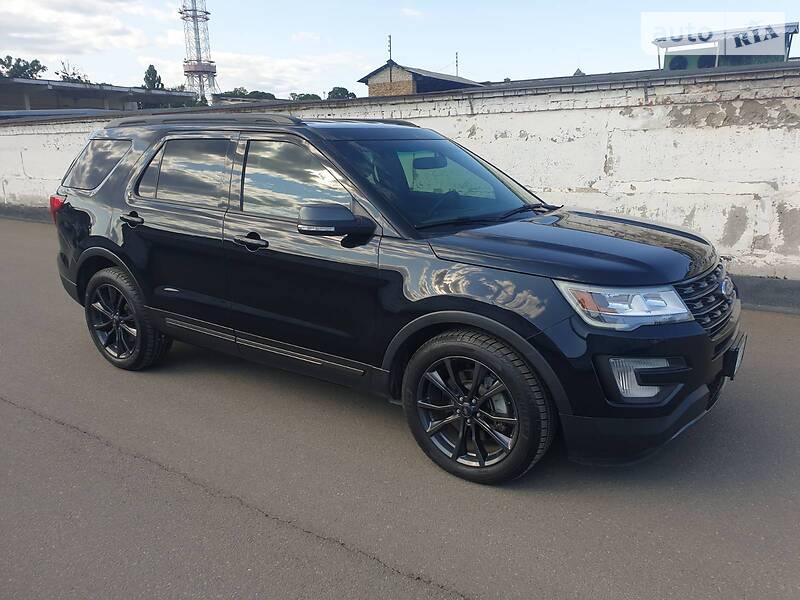 Ford Explorer (2016)
