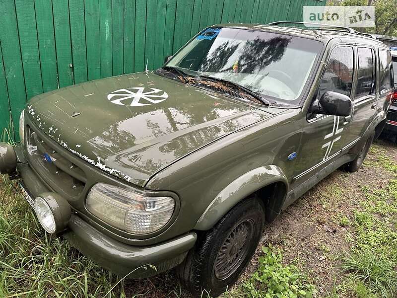 Ford Explorer (1995)