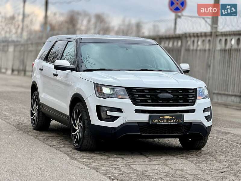 Ford Explorer (2017)