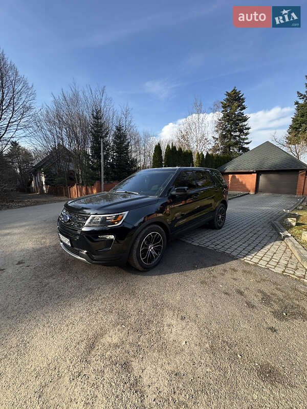 Ford Explorer (2017)