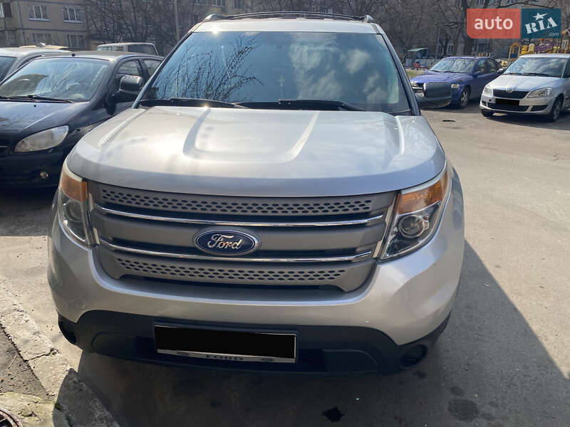 Ford Explorer (2013)