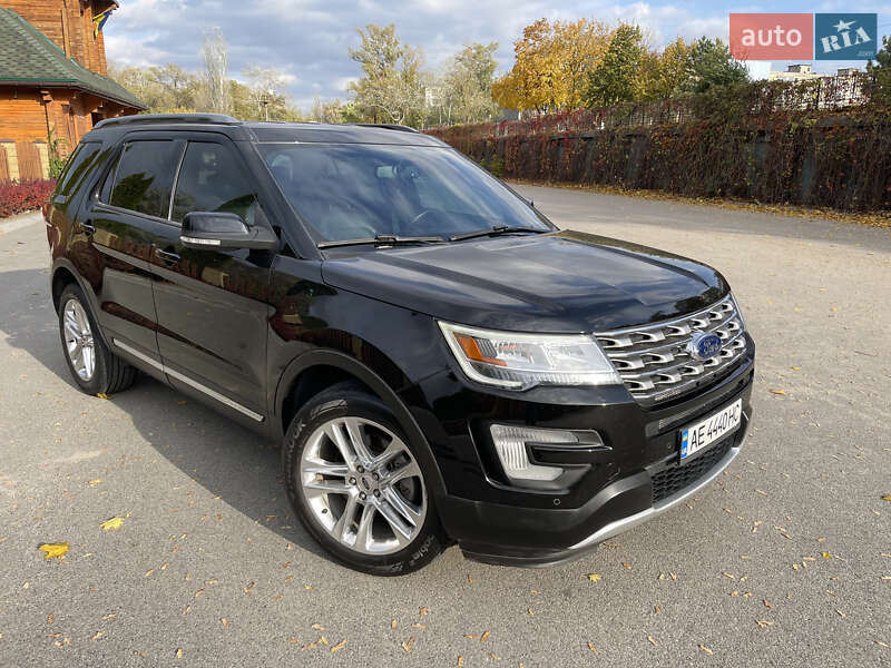 Ford Explorer (2017)