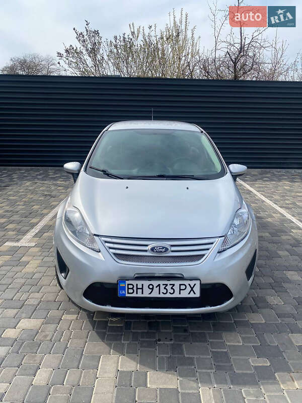 Ford Fiesta (2012)