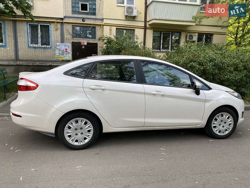 Ford Fiesta (2016)