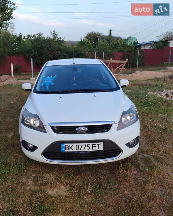 Ford Focus (2008)